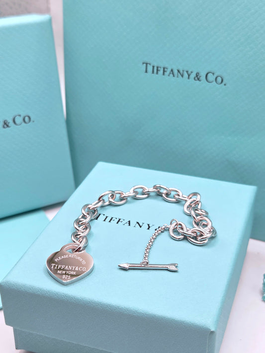 Arrow Heart Pendant Bracelet