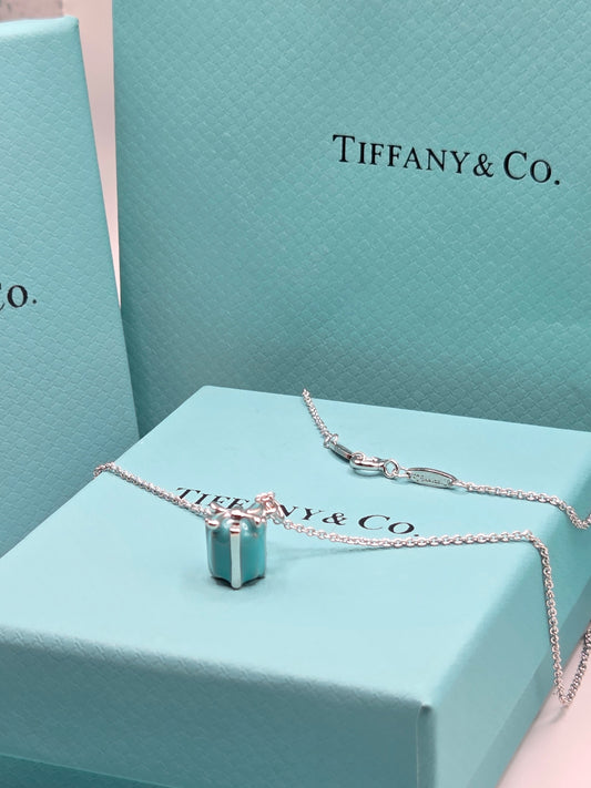 The Christmas Present Necklace