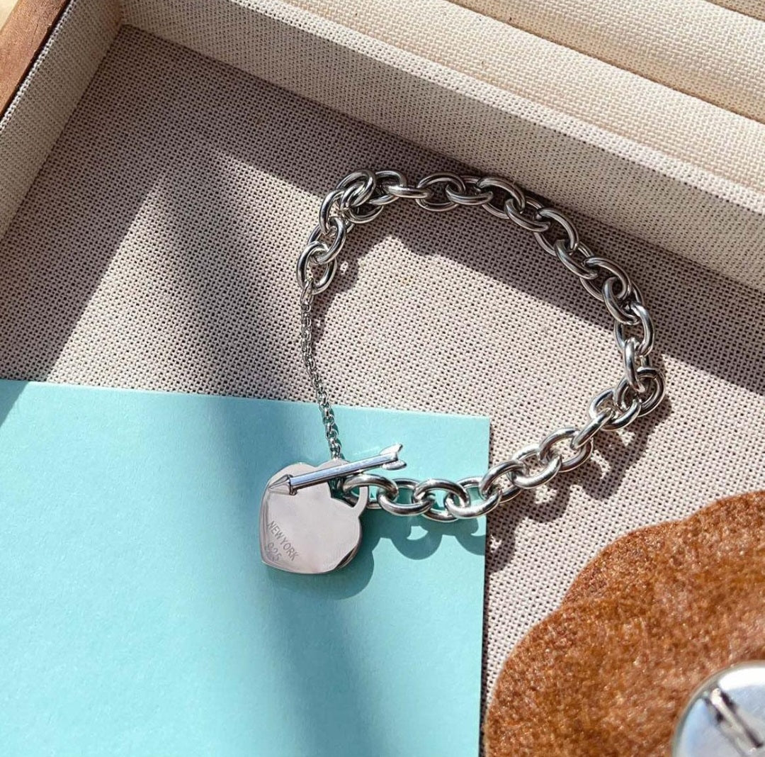 Love Heart & Arrow Cupid Bracelet