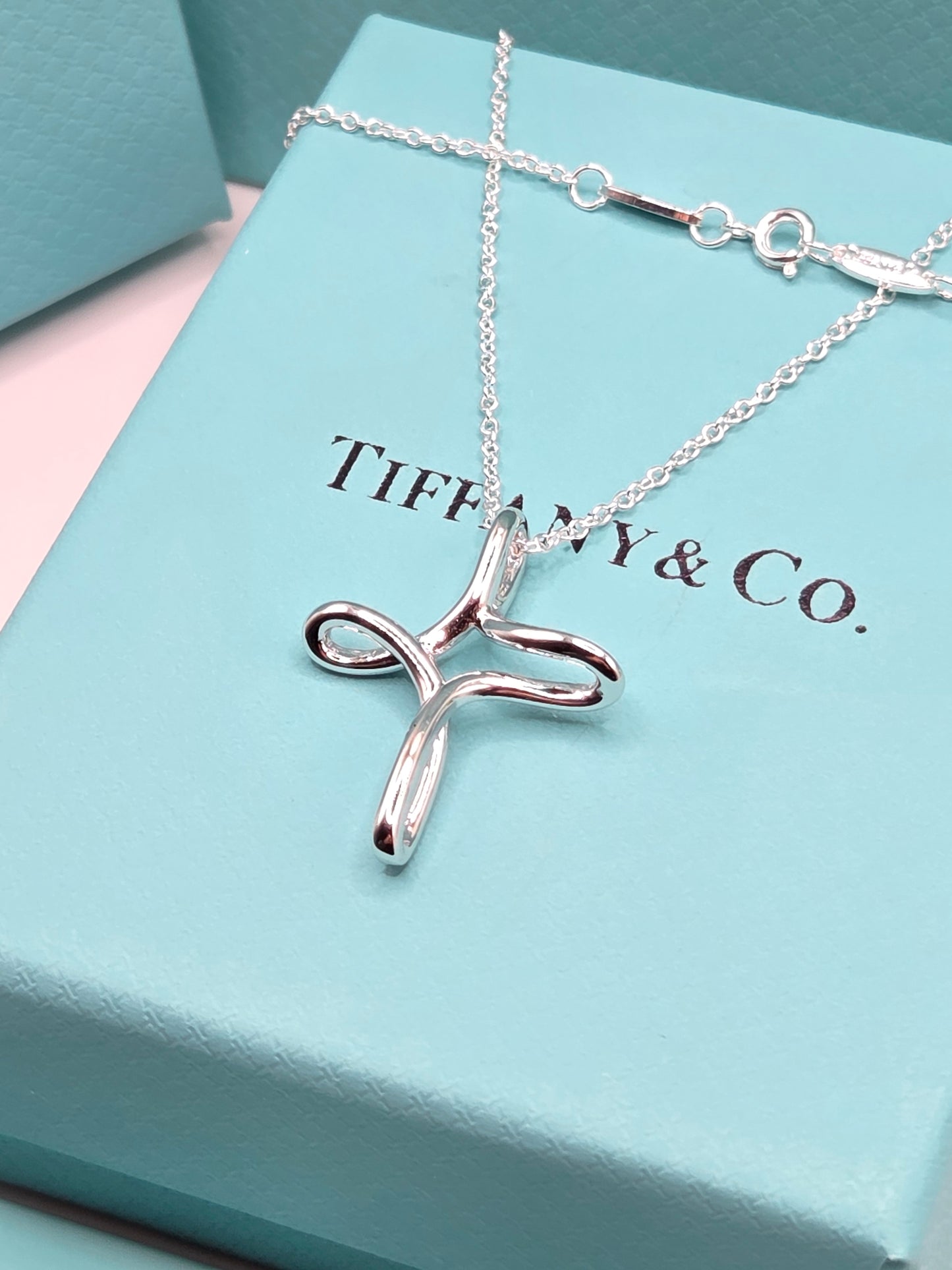 Elegant Cross Necklace