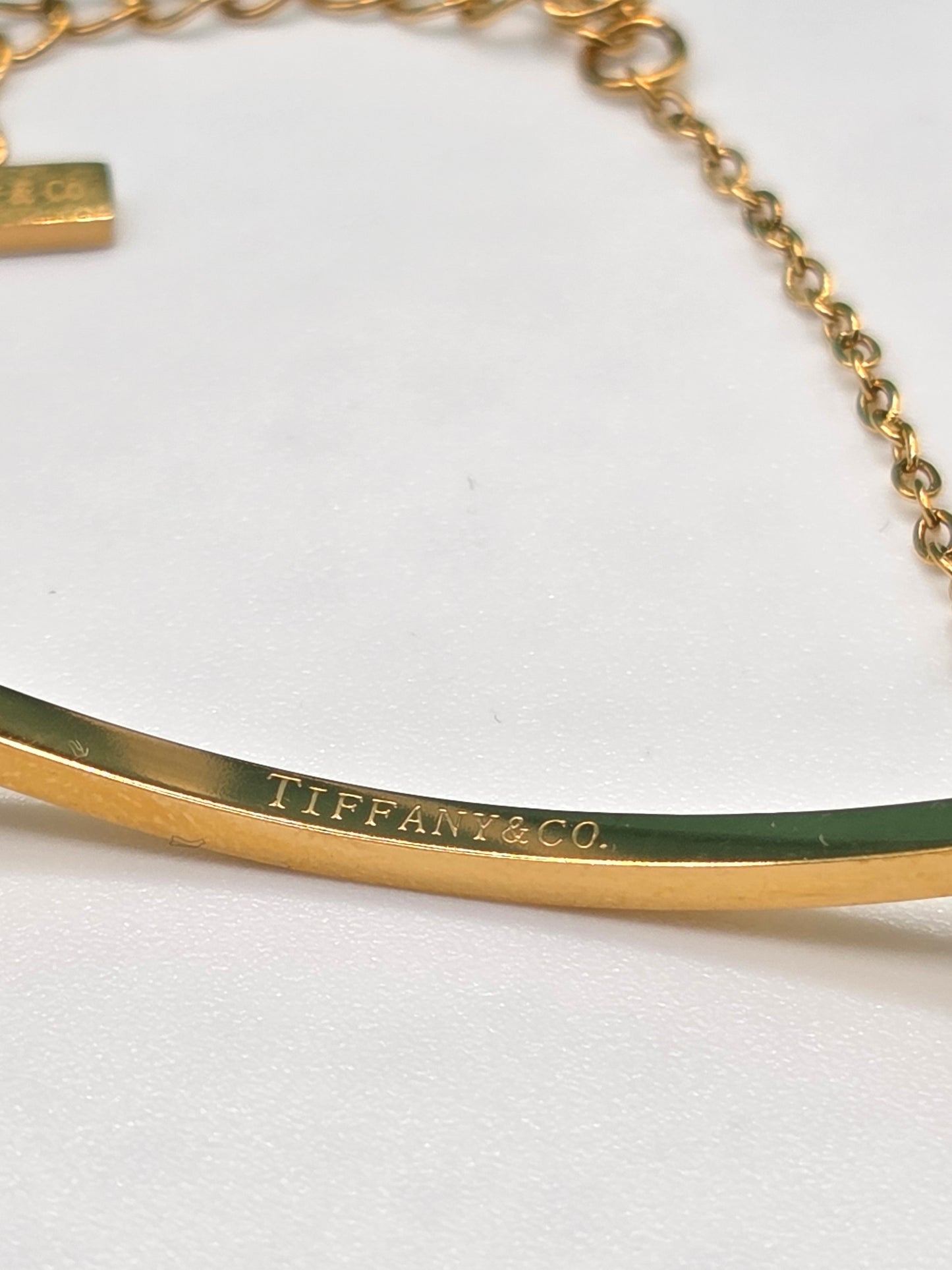 Curved T Bar Bracelet