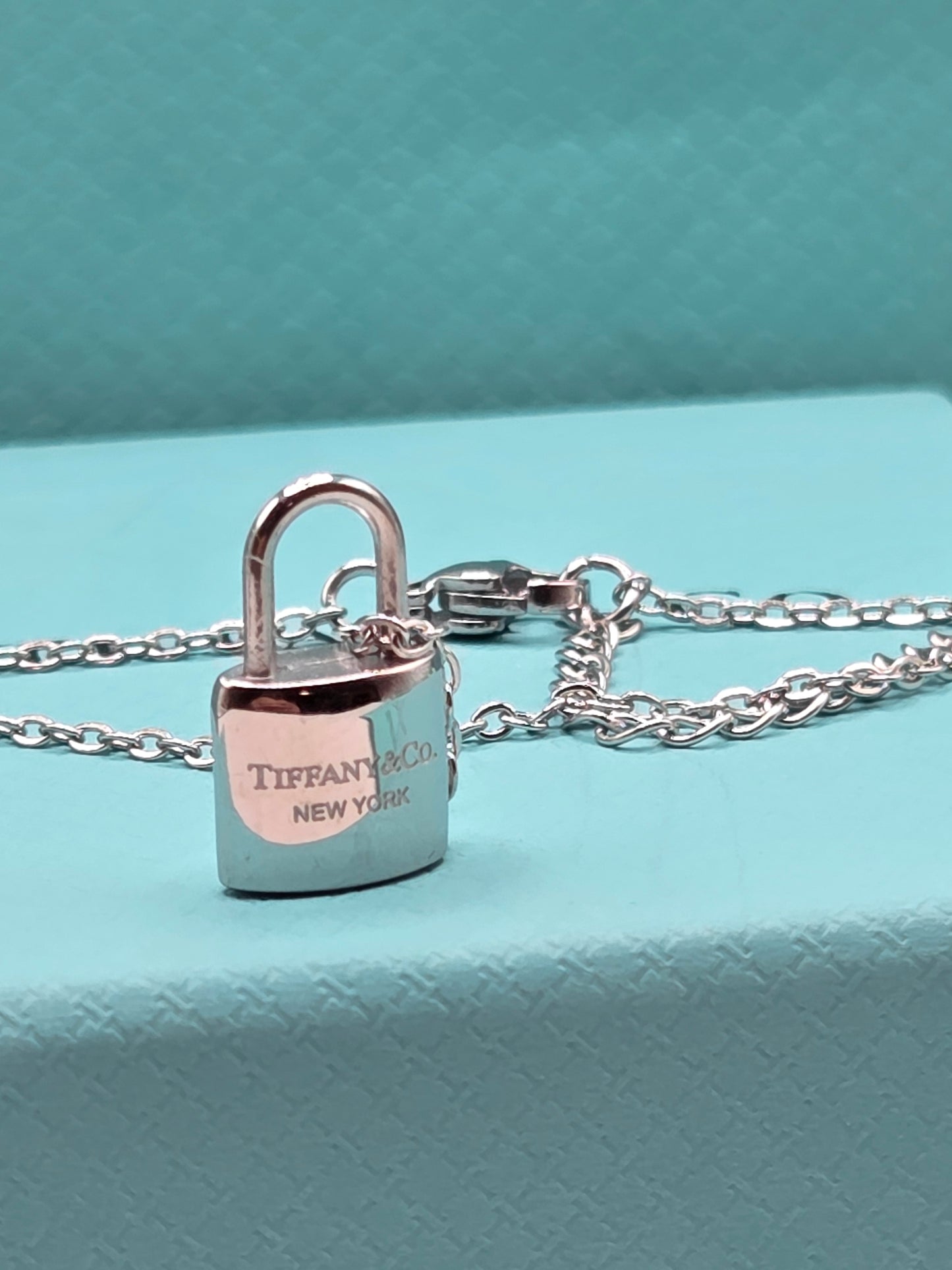 Padlock Necklace 18"